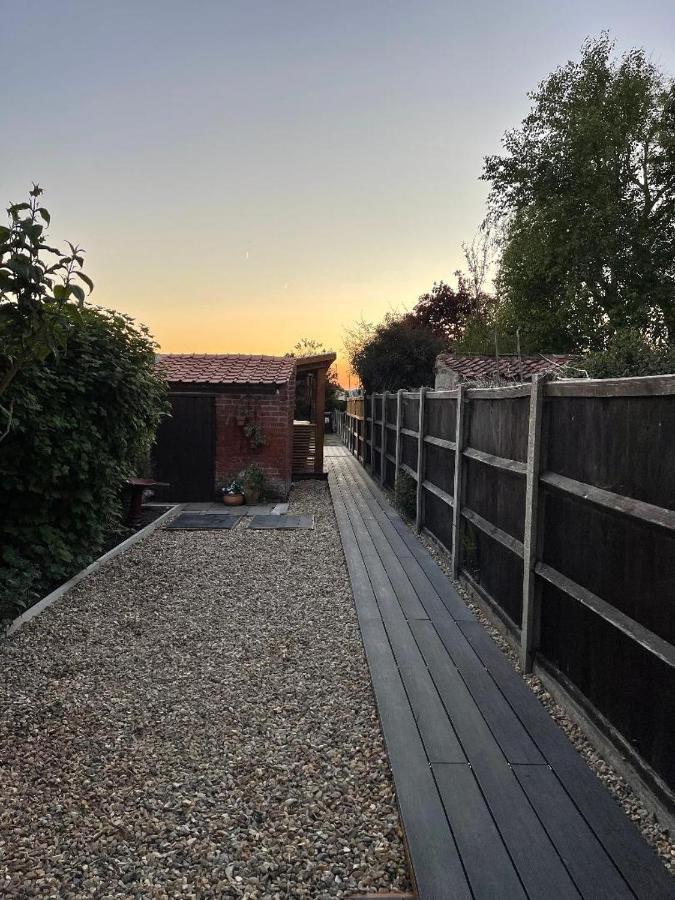 Coastal Terrace Dogs Welcome Optional Hot Tub Villa Sea Palling Exterior photo
